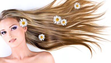 8 Tips women should follow to get shiny long and healthy hair