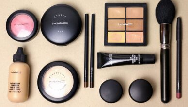 The Make up kit Essentials