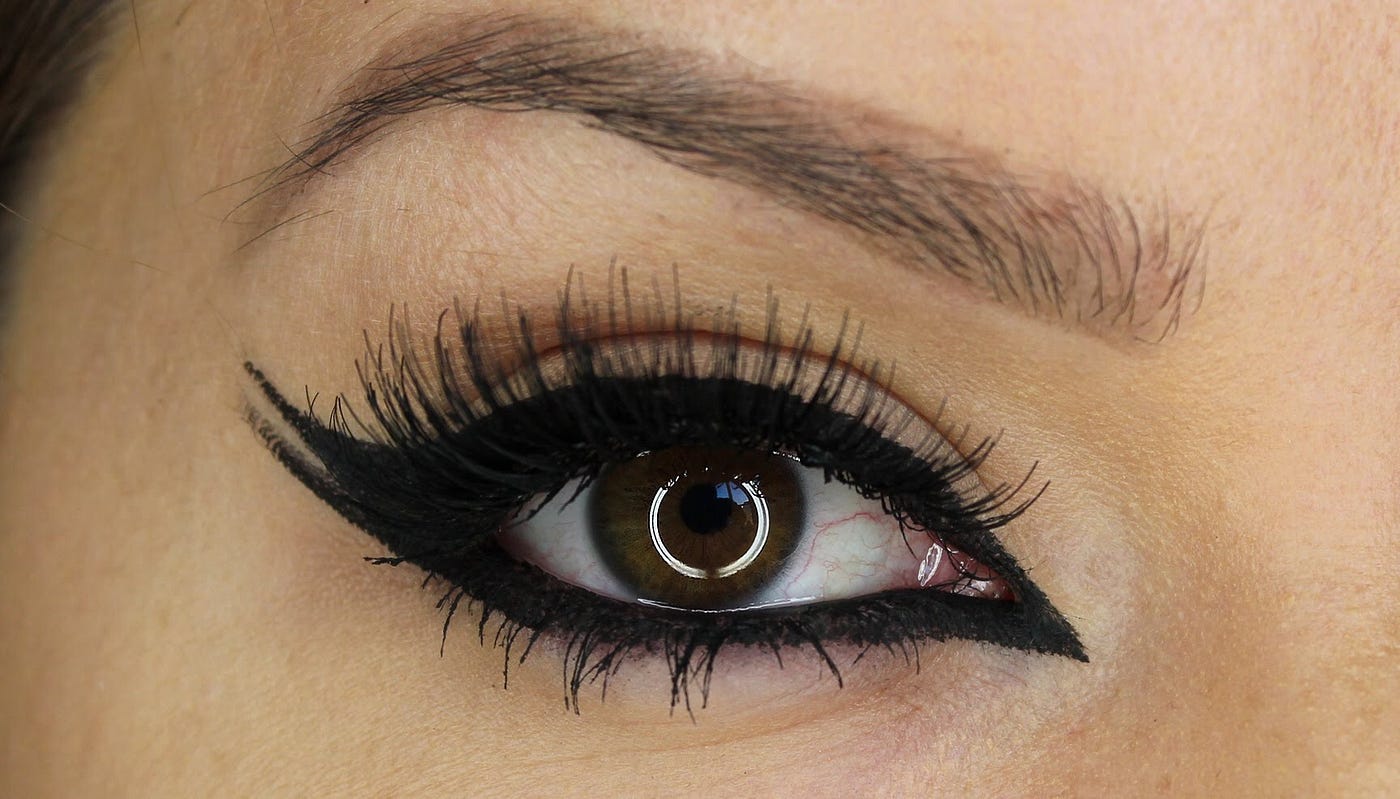 Here are some tips to prevent eyeliner from running