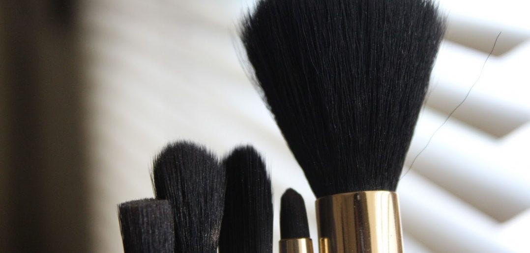 makeup hygiene rules