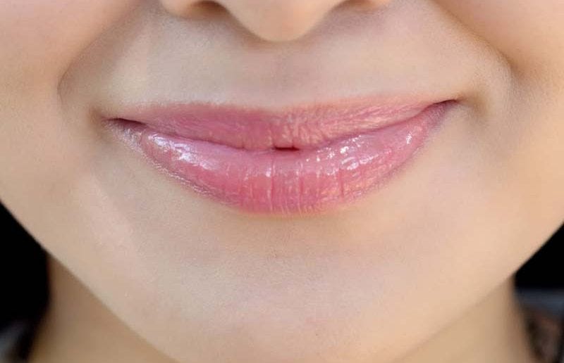 lighten dark lips naturally