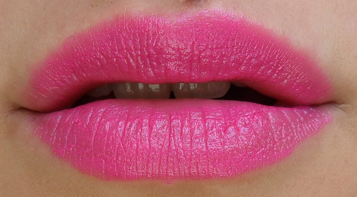 soft pink lips