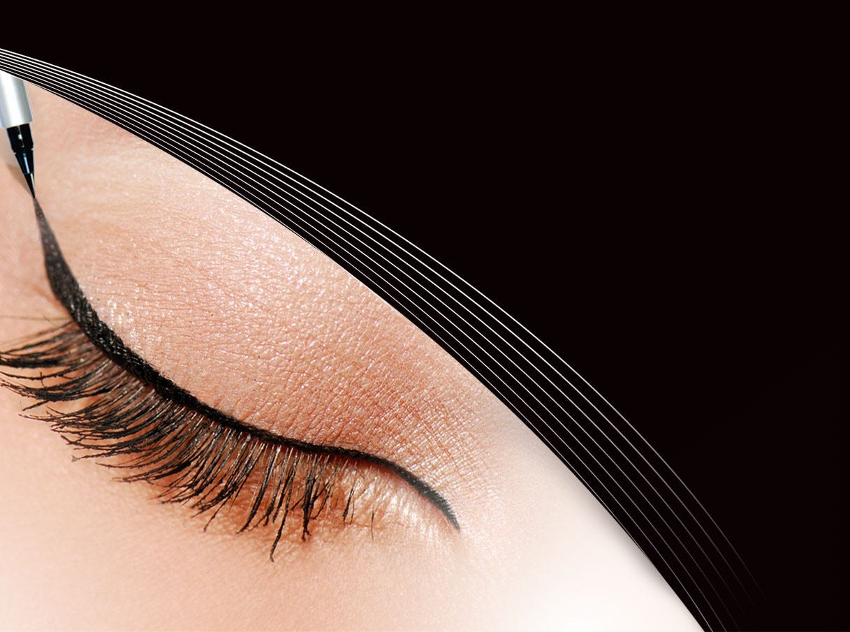 Apply Liquid Eyeliner The Easy Way